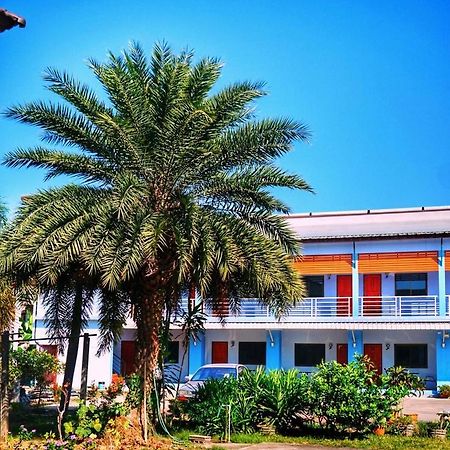 Hotel Tararin à Chiang Saen Extérieur photo